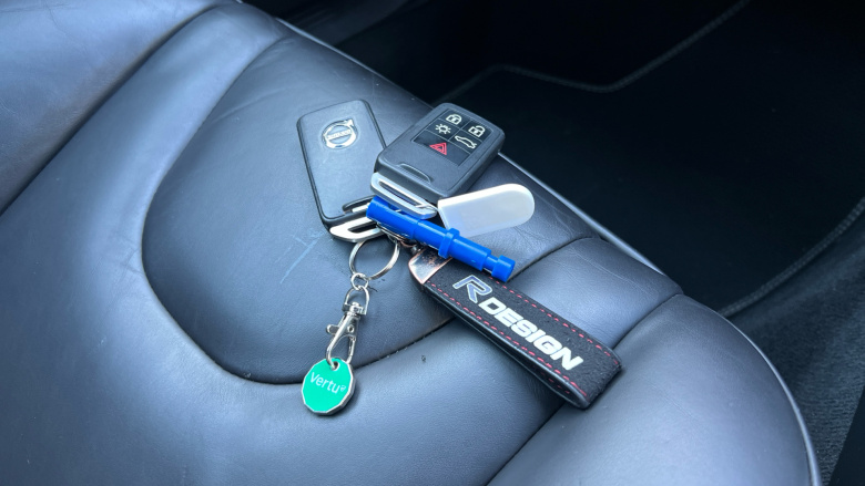 Volvo V40 T2 [122] R DESIGN Pro 5dr Geartronic Petrol Hatchback